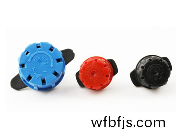 八(ba)孔(kong)滴(di)頭(tou)